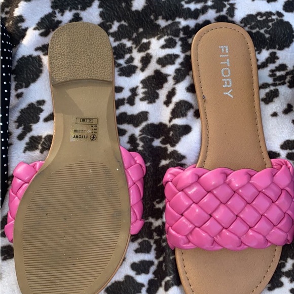 Pink Slides - Picture 2 of 3